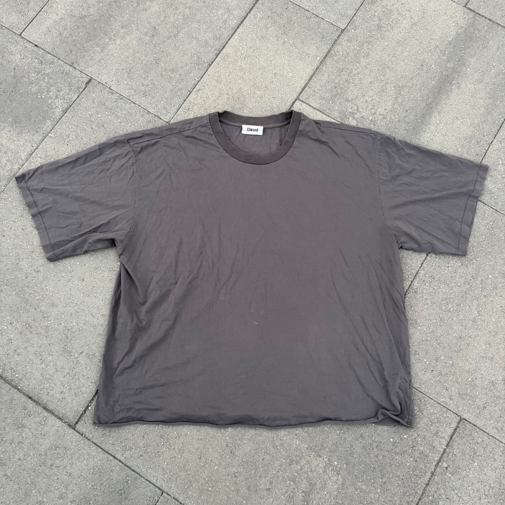 Elwood Core Distressed Boxy T-Shirt Faded Charcoal Grey Oversized Raw Hem XL